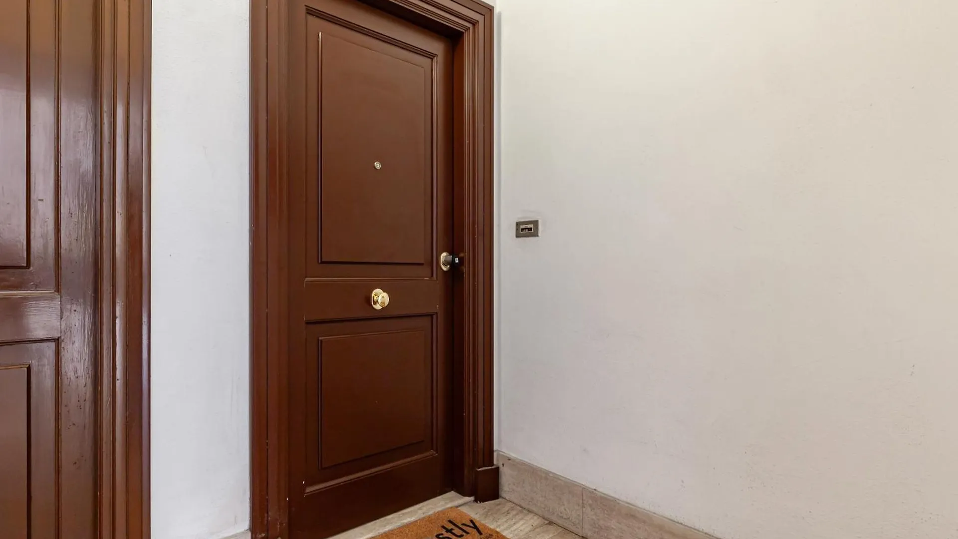 Hostly-Volturno Suite Apartment-Center Of Rome 0*,  Italy