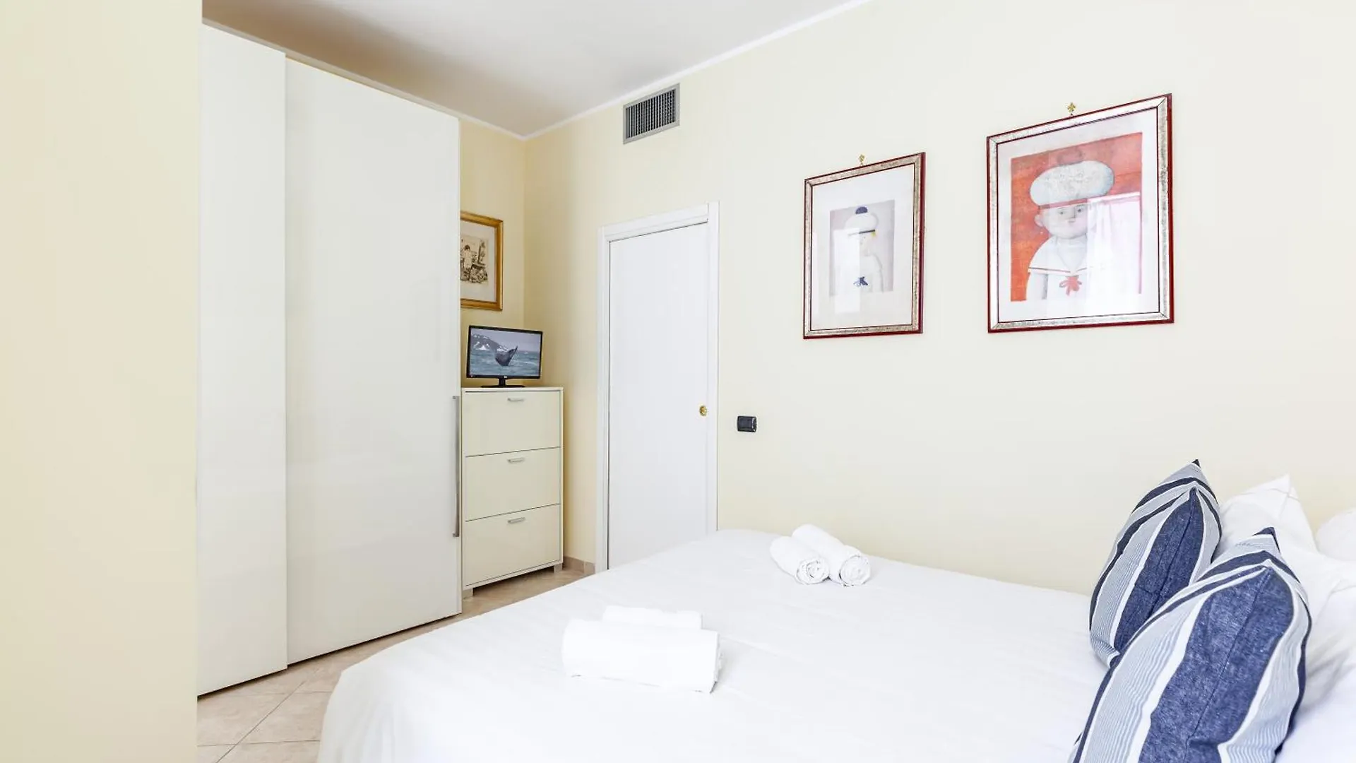 Hostly-Volturno Suite Apartment-Center Of Rome 0*,